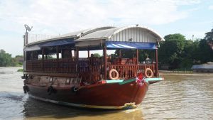 ล่องเรือทานอาหารอยุธยา